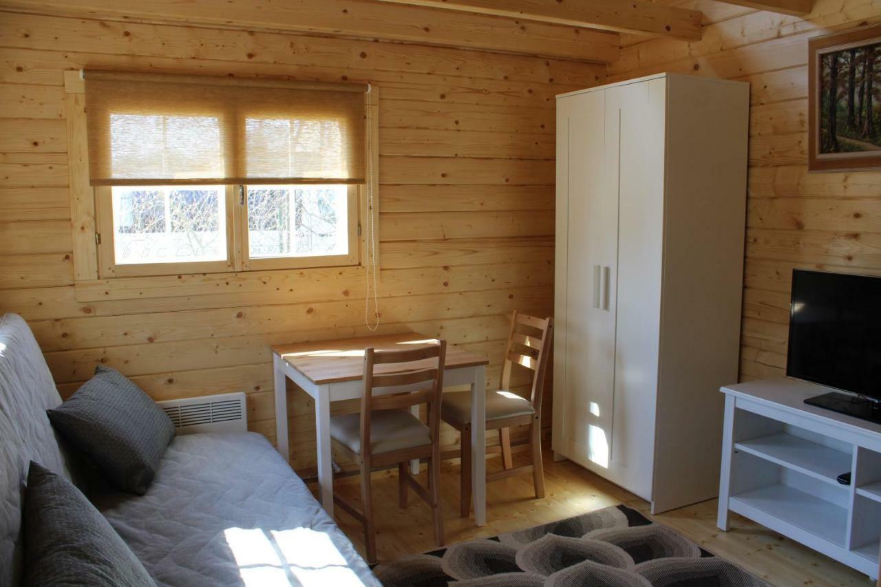 Aadel Guesthouse Parnawa Zewnętrze zdjęcie