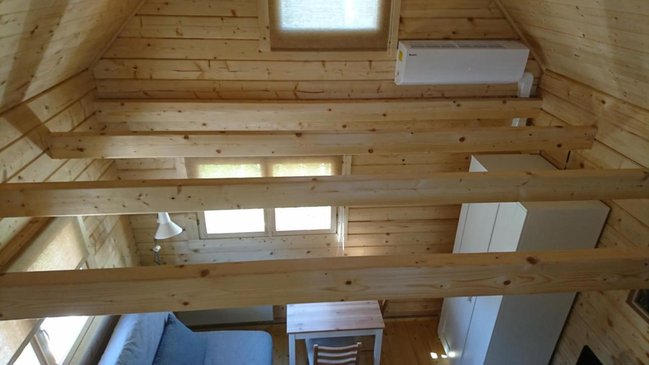Aadel Guesthouse Parnawa Zewnętrze zdjęcie